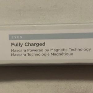 PUR Fully Charged Mascara